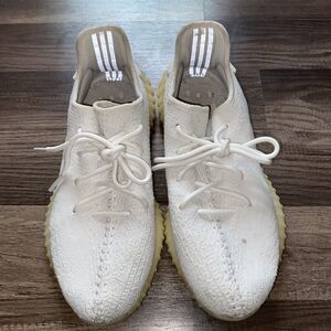 Size 9 - adidas Yeezy Boost 350 V2 Low Cream White / Triple White
